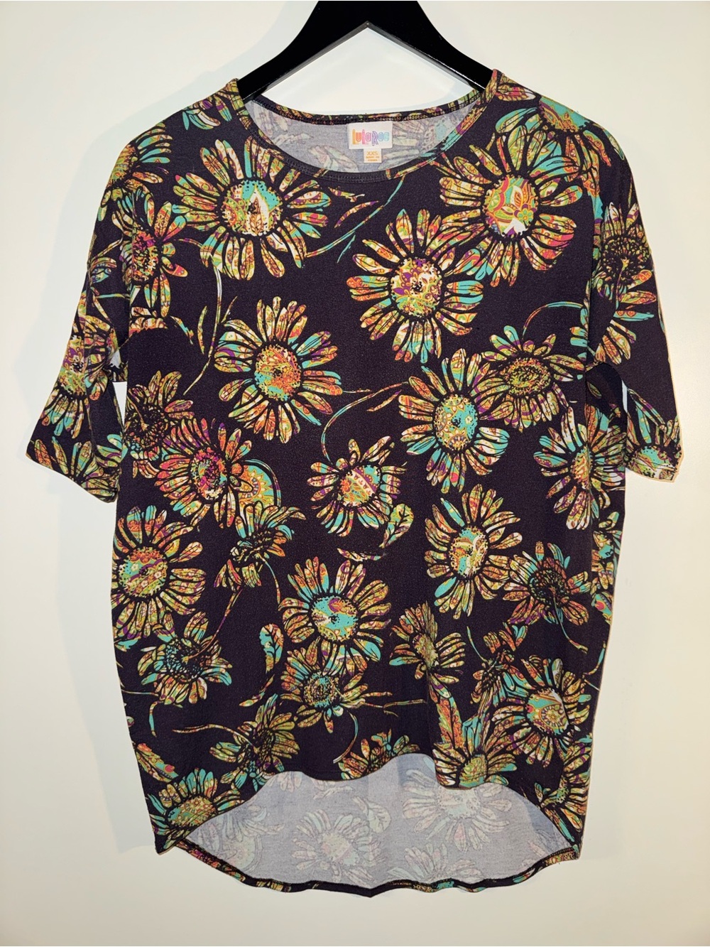 LuLaRoe Irma Tunic Purple with Multicolor Daisy Print